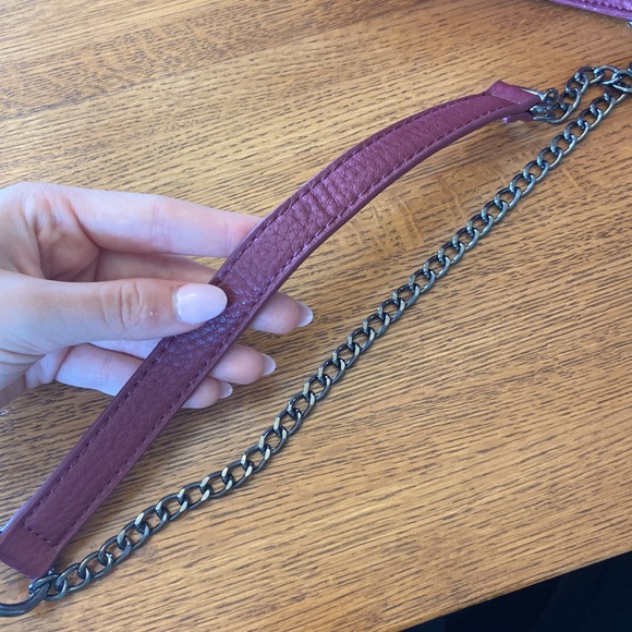 Red Fluffy Crossbody Purse / bag - Picture 8 of 10